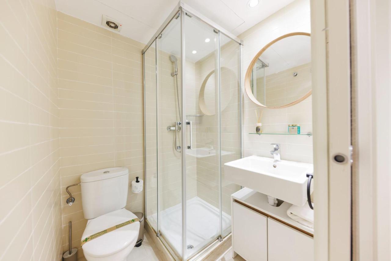 Bravissimo Placa Catalunya, 2-Bedroom Apartment With Terrace Girona Bagian luar foto