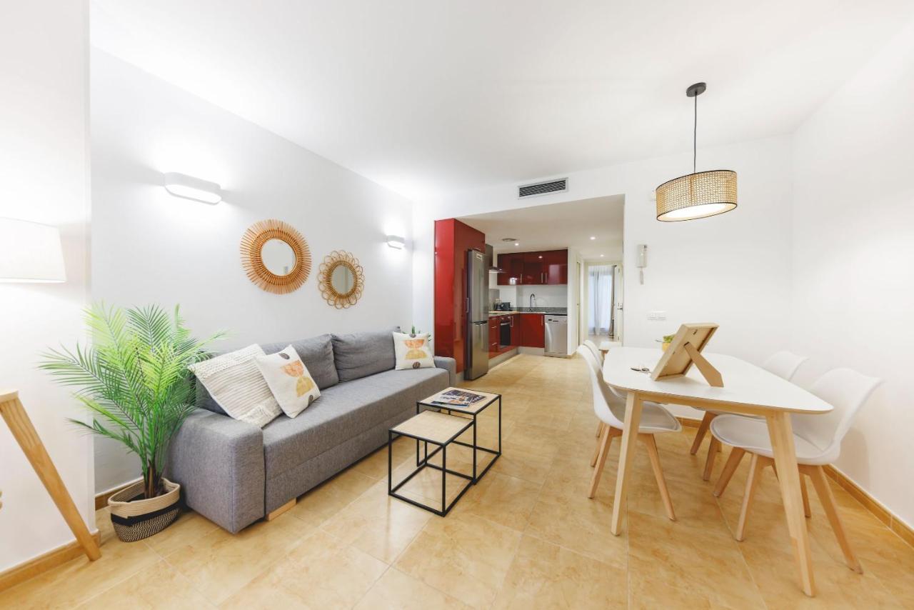 Bravissimo Placa Catalunya, 2-Bedroom Apartment With Terrace Girona Bagian luar foto